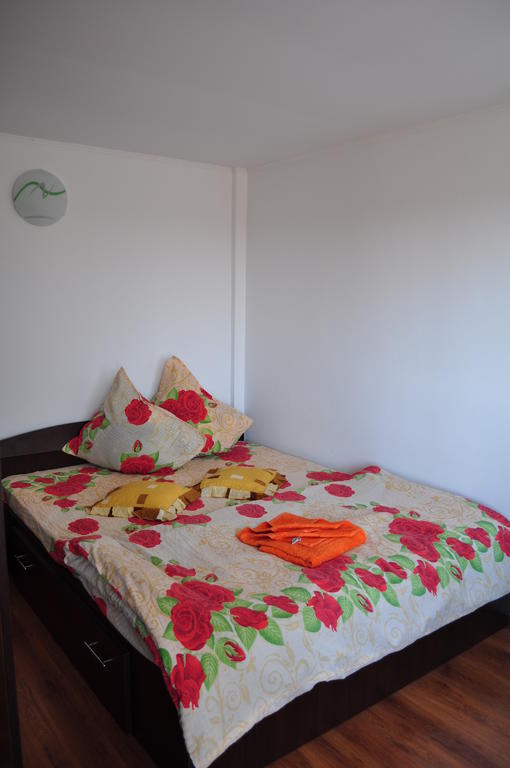Pensiunea Mahmudia Zimmer foto